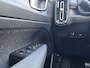 Volvo XC40 Recharge P8 AWD R-Design | SOH: 94,9% | Semi Elektr. Trekhaak | Dealer Onderhouden | Camera | Addaptive CC | Blindspot Detectie |