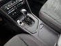 Volkswagen Tiguan 1.5 TSI Elegance | 150 PK | Automaat | Apple Carplay / Android Auto | Parkeeercamera | Stoelverwarming | Stuurverwarming | Trekhaak | Panoramadak |