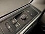 Volkswagen Transporter 2.0 TDI L2H1 30 DC 150 pk Automaat | Navigatie | Trekhaak | Parkeersensoren | Achteruitrijcamera | Cruise control |