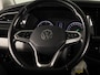 Volkswagen Transporter 2.0 TDI L2H1 30 DC 150 pk Automaat | Navigatie | Trekhaak | Parkeersensoren | Achteruitrijcamera | Cruise control |