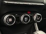 Mitsubishi ASX 1.6 HEV Intense+ | Trekhaak | Camera | Apple CarPlay | Android Auto | Keyless