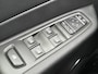 Renault Captur 1.2 TCe Intens Navigatie / Cruise Controle / Camera / Afneembere Trekhaak / Licht en Regensensor / Keyless entree