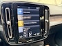 Volvo XC40 1.5 T5 Ultra Dark | Stuur Verwarming | Stoel Verwarming | Panorama Dak | Draadloos oplader Telefoon | Bliss | Camera | Parkeersensoren | Elektrische Achterklep | DAB | Harman Kardon |