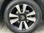 Citroën C3 110 Pk Benzine * AUTOMAAT * Navigatie * Achteruitrij Parkeer Camera * Climate & Cruise Control * Dodehoeksensoren * L.M. Velgen * Vingerhoets; Vierde Generatie Eersteklas Service. Al meer dan 100 jaar een begrip in de Brabantse Kempen