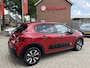 Citroën C3 110 Pk Benzine * AUTOMAAT * Navigatie * Achteruitrij Parkeer Camera * Climate & Cruise Control * Dodehoeksensoren * L.M. Velgen * Vingerhoets; Vierde Generatie Eersteklas Service. Al meer dan 100 jaar een begrip in de Brabantse Kempen