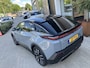 Toyota C-HR / C-HR+ First Edition 77 kWh | Bi-Tone | 20"| Stoel/Stuurverw | Camera