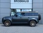 Land Rover Defender 110 and Rover P300e X-Dynamic HSE Midnight Emerald Green Satin | Heritige Customs | Tweed interieurdelen | Custom interieur |