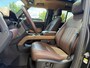 Land Rover Defender 110 and Rover P300e X-Dynamic HSE Midnight Emerald Green Satin | Heritige Customs | Tweed interieurdelen | Custom interieur |