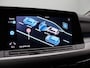 Volkswagen Golf 1.0 TSI Life Business 110 PK | Apple Carplay | Comfort Pakket | Multimedia pakket | Deep Black | Adaptive cruise control |