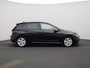 Volkswagen Golf 1.0 TSI Life Business 110 PK | Apple Carplay | Comfort Pakket | Multimedia pakket | Deep Black | Adaptive cruise control |