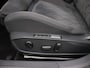 Volkswagen Golf 1.0 TSI Life Business 110 PK | Apple Carplay | Comfort Pakket | Multimedia pakket | Deep Black | Adaptive cruise control |