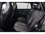 Volkswagen Golf Variant 1.5 eTSI R-Line DSG | Panoramadak | Carplay | Winter Pakket