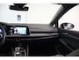Volkswagen Golf Variant 1.5 eTSI R-Line DSG | Panoramadak | Carplay | Winter Pakket