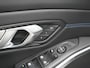 BMW 3-Serie 330e | Automaat | M Sportpakket / BMW 50 Jahre | HUD | Schuif Dak | BMW Live Cockpit Plus | BMW Individual hoogglans Shadow Line |  DAB-Tuner |  Ambiance verlichting | 12 Maanden BOVAG Garantie |