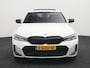 BMW 3-Serie 330e | Automaat | M Sportpakket / BMW 50 Jahre | HUD | Schuif Dak | BMW Live Cockpit Plus | BMW Individual hoogglans Shadow Line |  DAB-Tuner |  Ambiance verlichting | 12 Maanden BOVAG Garantie |