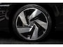 Volkswagen Golf 8.5 1.5 eTSI Leer ACC Navi Climate 3zone PDC LM velgen Stuurverwarming Stoelverwarming Ambientverlichting