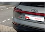 Audi Q8 e-tron 55 quattro S Edition 115 kWh 408PK | Panoramadak | 360 Camera | 21 Inch | Zwart optiek |