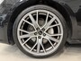 Audi A4 Avant 40 TFSI 204PK S-Line Facelift PANO/TREKHAAK/ACC/MATRIX/20"AUDI-SPORT/STOEL+STUURVERW/PRIVACY/DYNAMIC-LED/SPORT-PAKKET/MYTHOSSCHWARZ/VOLLEDIG AUDI DEALER HISTORIE, NET OH BEURT GEHAD