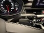 Audi A4 Avant 40 TFSI 204PK S-Line Facelift PANO/TREKHAAK/ACC/MATRIX/20"AUDI-SPORT/STOEL+STUURVERW/PRIVACY/DYNAMIC-LED/SPORT-PAKKET/MYTHOSSCHWARZ/VOLLEDIG AUDI DEALER HISTORIE, NET OH BEURT GEHAD