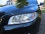 Volvo V70 1.6 T4 Nordic+ Automaat 180 PK!! Leer Stoelverwarming Navigatie Ecc Cruisecontrol Pdc Lm Velgen Trekhaak ***Dealer Onderhouden***
