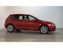 Volkswagen Golf 1.2 TSI Highline Stoelverwarming Parkeersensoren Navigatie Climate Control