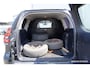 Toyota Land Cruiser 2.8 D-4D-F Challenger Window Van