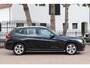 BMW X1 sDrive20i Chrome Line |Sportstoelen |Trekhaak |Panoramadak