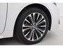 Toyota Corolla Touring Sports Hybrid 140 Dynamic | Trekhaak | Dodehoek detectie | Apple Carplay / Android Auto | Stoel-/stuurverwarming | Parkeersensoren voor/achter | Adaptive Cruise | Keyless | Clima | Camera | Full LED | 17 inch