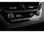 Toyota Corolla Touring Sports Hybrid 140 Dynamic | Trekhaak | Dodehoek detectie | Apple Carplay / Android Auto | Stoel-/stuurverwarming | Parkeersensoren voor/achter | Adaptive Cruise | Keyless | Clima | Camera | Full LED | 17 inch