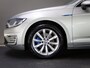 Volkswagen Passat Variant 1.4 TSI GTE Connected Series Plus (APPLE CARPLAY/ANDROID AUTO, PANO, ADAPTIVE CRUISE, STOELVERWARMING)