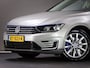 Volkswagen Passat Variant 1.4 TSI GTE Connected Series Plus (APPLE CARPLAY/ANDROID AUTO, PANO, ADAPTIVE CRUISE, STOELVERWARMING)