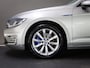 Volkswagen Passat Variant 1.4 TSI GTE Connected Series Plus (APPLE CARPLAY/ANDROID AUTO, PANO, ADAPTIVE CRUISE, STOELVERWARMING)