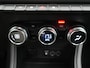 Renault Captur 1.6 E-Tech Plug-in Hybrid 160 Intens - RIJKLAARPRIJS - Achteruitrijcamera - Afneembare Trekhaak - Dealeronderhouden