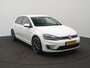 Volkswagen E-Golf e-Golf - RIJKLAARPRIJS - SOH 90% - Volledig Elektrisch! - 18 inch Velgen! - Adaptive Cruise Control