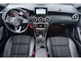 Mercedes-Benz A-klasse 200 (NAVIGATIE, STOELVERWARMING, PARKEERSENSOREN, CRUISE, MULTIMEDIA)