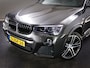 BMW X4 XDrive20i High Executive M-Sport (SCHUIF-/KANTELDAK, ACHTERUITRIJCAMERA, TREKHAAK, NAVIGATIE PROFESSIONAL, SPORTSTOELEN)