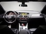 BMW X4 XDrive20i High Executive M-Sport (SCHUIF-/KANTELDAK, ACHTERUITRIJCAMERA, TREKHAAK, NAVIGATIE PROFESSIONAL, SPORTSTOELEN)