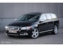 Volvo V70 2.0 D3 R-Design | 5 cilinder | Unieke opties | Entertainment | Schuifdak | Rondomzicht camera | Xenon | Adaptive Cruise | Memory | Lane Assist | BLIS | NL auto NAP |