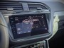 Volkswagen Tiguan 1.5 TSI R-Line Panoramadak|Leer|Elektr. verst. stoelen|Camera|Keyless|Sfeerverlichting|Virtual|Trekhaak|Carplay