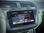 Volkswagen Tiguan 1.5 TSI R-Line Panoramadak|Leer|Elektr. verst. stoelen|Camera|Keyless|Sfeerverlichting|Virtual|Trekhaak|Carplay