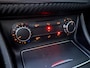 Mercedes-Benz A-klasse 180 AMG Automaat | Panoramadak | Apple CarPlay-Android Auto | Leder/Alcantra | Clima | 18" Velgen | Cruise