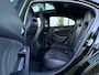 Mercedes-Benz A-klasse 180 AMG Automaat | Panoramadak | Apple CarPlay-Android Auto | Leder/Alcantra | Clima | 18" Velgen | Cruise