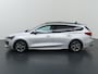 Ford Focus 1.0 EcoBoost Hybrid ST Line X | Trekhaak | Panoramadak | Winterpakket | Matrix Led Koplampen | Navigatie |