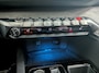 Peugeot 3008 1.6 HYbrid 225 GT | VERWACHT | Blackpack | Adapt. Cruise | Focal Audio | Massage | Trekhaak | Camera | Stoelverwarming | Memory | Keyless