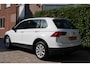 Volkswagen Tiguan 1.4 TSI ACT Highline | Automaat | Lane assist | PDC V+A | Stoelverwarming