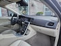 Volvo V60 2.0T Kinetic Automaat! Trekhaak! Leer! Nette Auto! NAP! Airco/Clima! Cruise Control!