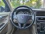 Volvo V60 2.0T Kinetic Automaat! Trekhaak! Leer! Nette Auto! NAP! Airco/Clima! Cruise Control!