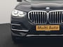 BMW X5 xDrive45e X Line PHEV 395pk Dealer O.H. | Trekhaak Af Fabriek | Panodak | Luchtvering | Head Up | Camera | Lederen Sportstoelen Memory & Verwarmd | Adaptief Onderstel | Sfeerverlichting | Keyless | Blis | Hifi | Plug In Hybrid |
