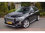 BMW X1 XDrive20i High Executive Autom Panodak Leder Sportst Stoelverw Navi Head-Up Clima Cruise 2x PDC LED Kopl LMV 18 ENZ.