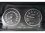 BMW X1 XDrive20i High Executive Autom Panodak Leder Sportst Stoelverw Navi Head-Up Clima Cruise 2x PDC LED Kopl LMV 18 ENZ.